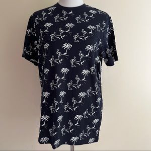 New Free Planet Summer Short Sleeve Shirt Mens Size Medium Flamingos Palm Trees